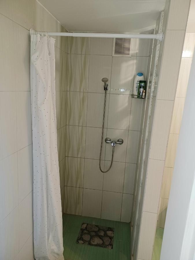 Eva Apartmanhaz Eger Exterior photo