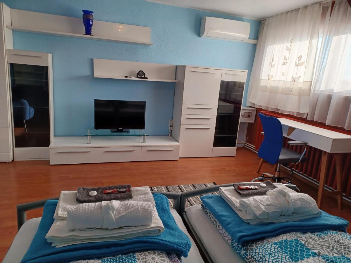 Eva Apartmanhaz Eger Exterior photo