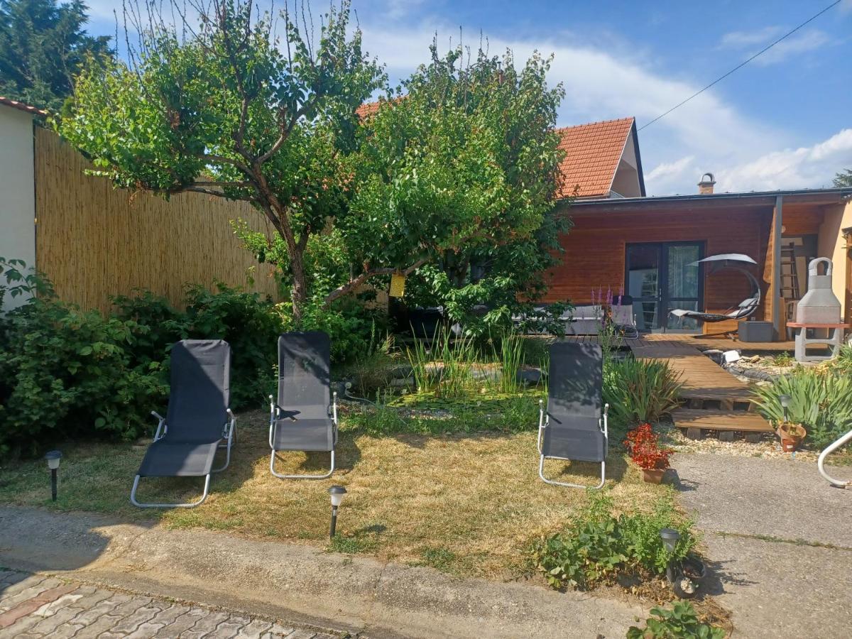 Eva Apartmanhaz Eger Exterior photo